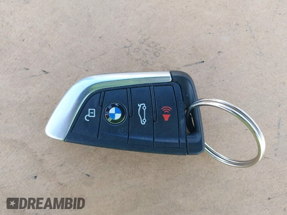 2020 BMW X3 M Competition with VIN 5YMTS0C09L9B00627, listed as a IAAI auction lot 42478800 with 41,239 mi miles and . Bid and sale history available at DreamBid. Image 11.