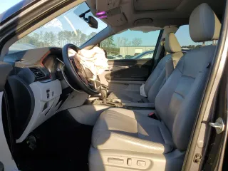 2016 Honda Pilot EX-L with VIN 5FNYF5H72GB024313, listed as a Copart auction lot 49960475 with 81,437 mi miles and Salvage Title. Bid and sale history available at carsss.com. Image 7.