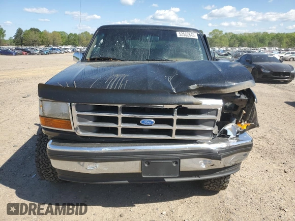 1994 Ford Bronco Custom with VIN 1FMEU15H2RLB24261, listed as a Copart auction lot 52582645 with 215,931 mi miles and Clean Title. Bid and sale history available at DreamBid. Image 5.