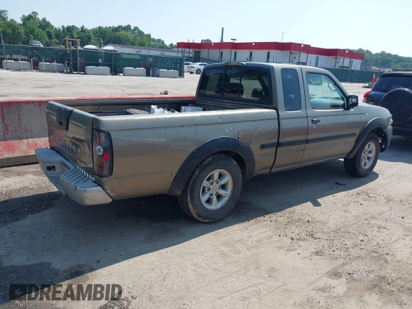 2002 Nissan Frontier XE with VIN 1N6DD26S42C333844, listed as a IAAI auction lot 42683026 with 331,895 mi miles and . Bid and sale history available at DreamBid. Image 4.