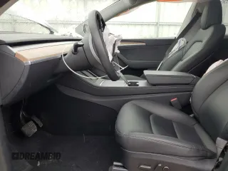2024 Tesla Model Y Long Range с VIN 7SAYGDEE8RA270862, выставлен на аукционе Copart как лот 58099875 с пробегом 24 856 миль миль и На запчасти • Non repairable. История ставок и продаж доступна на DreamBid. Изображение 7.