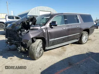2015 Cadillac Escalade ESV Platinum z VIN 1GYS4UKJ8FR585371, wystawiony jako Copart lot #38936733 z przebiegiem Nie podano mil oraz Szkoda całkowita • Salvage title. Historia ofert i sprzedaży dostępna na DreamBid. Obrazek 1.