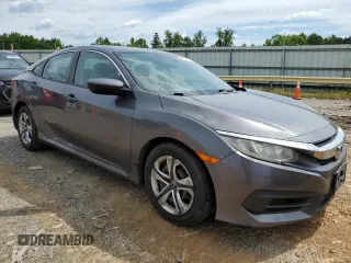 2017 Honda Civic LX z VIN 19XFC2F55HE214470, wystawiony jako Copart lot #57785675 z przebiegiem 81 862 mil mil oraz Szkoda całkowita • Salvage title. Historia ofert i sprzedaży dostępna na DreamBid. Obrazek 4.