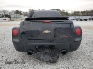 2005 Chevrolet SSR LS z VIN 1GCES14H25B117855, wystawiony jako Copart lot #86213054 z przebiegiem Nie podano mil oraz Nie do naprawy • Non repairable. Historia ofert i sprzedaży dostępna na DreamBid. Obrazek 6.