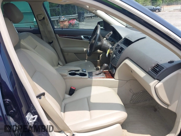 2010 Mercedes-Benz C 300 Sport с VIN WDDGF5EB4AR108712, выставлен на аукционе IAAI как лот 42399161 с пробегом 132 017 миль миль и . История ставок и продаж доступна на DreamBid. Изображение 5.