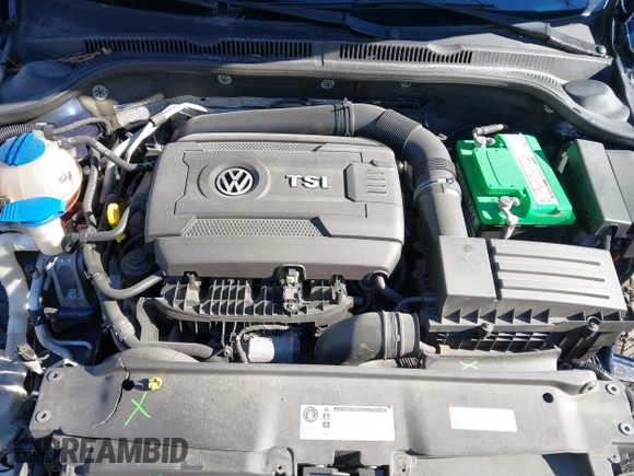 2014 Volkswagen Jetta Sedan SE w/Connectivity with VIN 3VWD07AJ0EM440285, listed as a IAAI auction lot 41259140 with 92,346 mi miles. Bid and sale history available at carsss.com. Image 10.