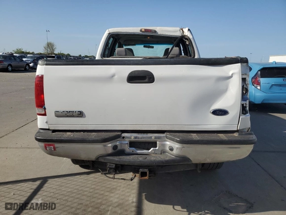 2006 Ford Super Duty F-350 SRW XL with VIN 1FTWW31PX6EC59709, listed as a Copart auction lot 52593835 with 130,648 mi miles and Salvage Title. Bid and sale history available at carsss.com. Image 6.