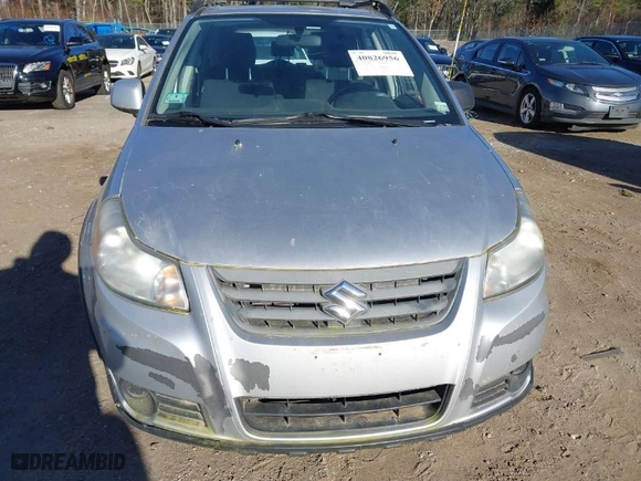 2013 Suzuki SX4 Crossover with VIN JS2YB5A33D6100797, listed as a IAAI auction lot 40826956 with 110,016 mi miles. Bid and sale history available at carsss.com. Image 6.