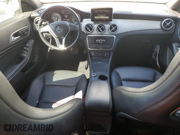 2014 Mercedes-Benz CLA 250 z VIN WDDSJ4GB6EN142728, wystawiony jako Copart lot #43932165 z przebiegiem 73 402 mil mil oraz Czysty tytuł • Clean title. Historia ofert i sprzedaży dostępna na DreamBid. Obrazek 8.