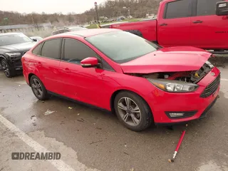 2017 Ford Focus SE with VIN 1FADP3FE8HL328221, listed as a IAAI auction lot 41813348 with 76,400 mi miles and . Bid and sale history available at carsss.com. Image 1.