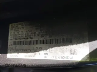 2019 Ford Escape SE with VIN 1FMCU0GD3KUA29977, listed as a IAAI auction lot 41822579 with 1 mi miles. Bid and sale history available at carsss.com. Image 9.