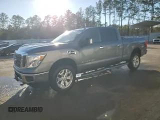 2018 Nissan Titan XD SV with VIN 1N6BA1F45JN535638, listed as a Copart auction lot 87953105 with 113,609 mi miles and Salvage Title. Bid and sale history available at carsss.com. Image 1.
