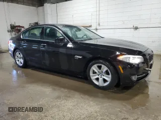 2012 BMW 5 Series 528i xDrive with VIN WBAXH5C50CDW09515, listed as a Copart auction lot 55122825 with 124,601 mi miles and Clean Title. Bid and sale history available at DreamBid. Image 4.