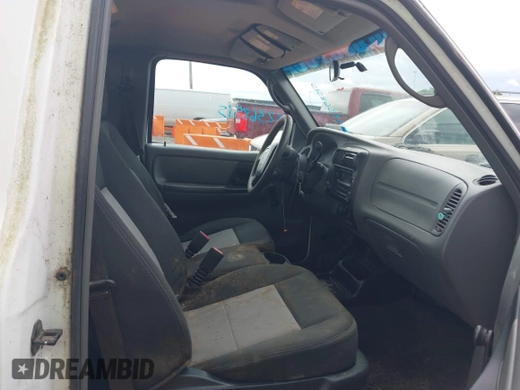 2010 Ford Ranger XL z VIN 1FTKR1AD0APA72878, wystawiony jako IAAI lot #42368515 z przebiegiem 200 160 mil mil oraz . Historia ofert i sprzedaży dostępna na DreamBid. Obrazek 5.