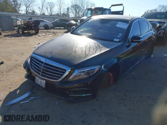 2015 Mercedes-Benz S-Class S 550 with VIN WDDUG8CB0FA077923, listed as a IAAI auction lot 41337033 with 121,957 mi miles. Bid and sale history available at carsss.com. Image 17.