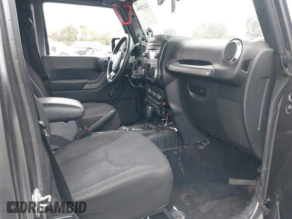 2016 Jeep Wrangler Unlimited Sport с VIN 1C4BJWDG7GL215562, выставлен на аукционе IAAI как лот 42425994 с пробегом 81 895 миль миль и . История ставок и продаж доступна на DreamBid. Изображение 5.