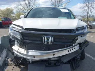 2021 Honda Pilot Black Edition z VIN 5FNYF6H72MB067664, wystawiony jako IAAI lot #42025998 z przebiegiem 52 791 mil mil oraz . Historia ofert i sprzedaży dostępna na DreamBid. Obrazek 6.