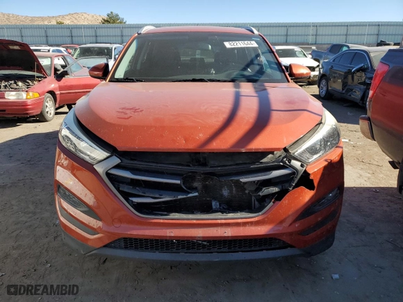 2016 Hyundai Tucson SE with VIN KM8J3CA45GU102861, listed as a Copart auction lot 82211644 with 90,262 mi miles and Salvage Title. Bid and sale history available at carsss.com. Image 5.
