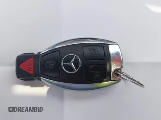2013 Mercedes-Benz C 250 Sport z VIN WDDGF4HB9DR244988, wystawiony jako IAAI lot #42386935 z przebiegiem 95 380 mil mil oraz . Historia ofert i sprzedaży dostępna na DreamBid. Obrazek 11.