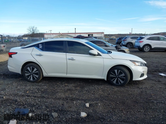 2021 Nissan Altima SV z VIN 1N4BL4DW7MN311171, wystawiony jako IAAI lot #41482325 z przebiegiem 35 224 mil mil oraz . Historia ofert i sprzedaży dostępna na DreamBid. Obrazek 13.