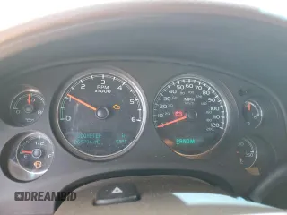 2011 Chevrolet Avalanche LT with VIN 3GNMCFE07BG166901, listed as a Copart auction lot 61734405 with 269,796 mi miles and Salvage title. Bid and sale history available at DreamBid. Image 9.