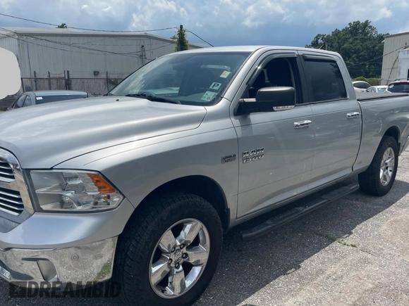 2014 Ram 1500 Big Horn z VIN 1C6RR6TT0ES435013, wystawiony jako Copart lot #59365815 z przebiegiem 211 373 mil mil oraz Czysty tytuł • Clean title. Historia ofert i sprzedaży dostępna na DreamBid. Obrazek 2.