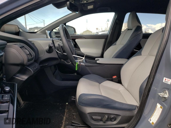 2023 Subaru Solterra Limited с VIN JTMABABA5PA024096, выставлен на аукционе Copart как лот 55596565 с пробегом 49 245 миль миль и Списание • Salvage title. История ставок и продаж доступна на DreamBid. Изображение 7.
