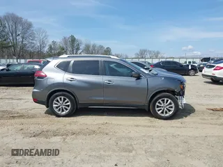 2020 Nissan Rogue SV with VIN JN8AT2MT8LW016660, listed as a IAAI auction lot 41805103 with 121,669 mi miles. Bid and sale history available at carsss.com. Image 13.