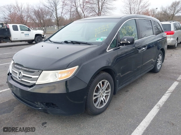 2012 Honda Odyssey EX with VIN 5FNRL5H47CB105451, listed as a IAAI auction lot 41872967 with 295,947 mi miles. Bid and sale history available at carsss.com. Image 2.