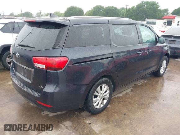 2017 Kia Sedona LX with VIN KNDMB5C11H6233620, listed as a IAAI auction lot 42193582 with 153,934 mi miles and . Bid and sale history available at DreamBid. Image 4.