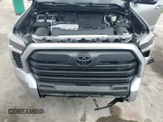 2025 Toyota Tundra SR с VIN 5TFLA5DB0SX303695, выставлен на аукционе Copart как лот 67133895 с пробегом 7 575 миль миль и На запчасти • Non repairable. История ставок и продаж доступна на DreamBid. Изображение 15.