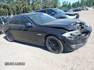 2013 BMW 5 Series 535i xDrive с VIN WBAFU7C5XDDU70286, выставлен на аукционе IAAI как лот 42722507 с пробегом 146 686 миль миль и . История ставок и продаж доступна на DreamBid. Изображение 1.