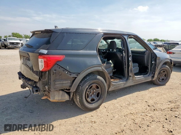 2021 Ford Police Interceptor Utility z VIN 1FM5K8AB8MGC33082, wystawiony jako Copart lot #56519955 z przebiegiem Nie podano mil oraz Szkoda całkowita • Salvage title. Historia ofert i sprzedaży dostępna na DreamBid. Obrazek 3.