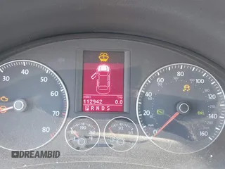 2009 Volkswagen Eos Lux with VIN WVWFA71FX9V024731, listed as a IAAI auction lot 42047754 with 112,942 mi miles and . Bid and sale history available at DreamBid. Image 7.