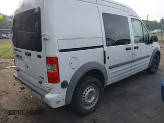 2012 Ford Transit Connect XLT с VIN NM0LS6BN2CT092974, выставлен на аукционе IAAI как лот 42068154 с пробегом 199 144 миль миль и . История ставок и продаж доступна на DreamBid. Изображение 4.