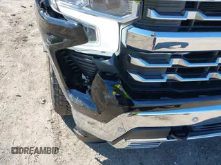 2024 Chevrolet Silverado 1500 LTZ with VIN 1GCUDGE81RZ298421, listed as a IAAI auction lot 41775039 with 6,900 mi miles and . Bid and sale history available at DreamBid. Image 6.