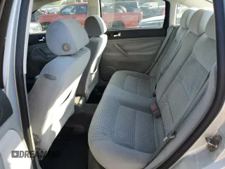2001 Volkswagen Passat z VIN WVWAC63B41P013693, wystawiony jako Copart lot #74254064 z przebiegiem 106 707 mil mil oraz Szkoda całkowita • Salvage title. Historia ofert i sprzedaży dostępna na DreamBid. Obrazek 10.