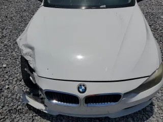 2013 BMW 3 Series 328i с VIN WBA3A5G53DNP24618, выставлен на аукционе Copart как лот 61731845 с пробегом 207 434 миль миль и Списание • Salvage title. История ставок и продаж доступна на DreamBid. Изображение 11.