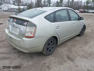 2005 Toyota Prius with VIN JTDKB20UX57026587, listed as a IAAI auction lot 41767355 with 278,762 mi miles. Bid and sale history available at carsss.com. Image 4.