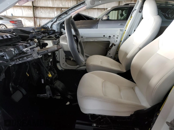 2024 Tesla Model Y Long Range z VIN 7SAYGDEE7RA217991, wystawiony jako Copart lot #50885695 z przebiegiem Nie podano mil oraz Szkoda całkowita • Salvage title. Historia ofert i sprzedaży dostępna na DreamBid. Obrazek 7.