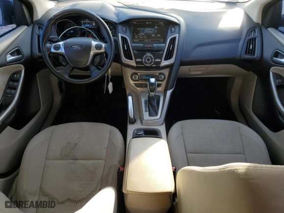 2012 Ford Focus SEL with VIN 1FAHP3M22CL253597, listed as a Copart auction lot 52731725 with 185,802 mi miles and Clean Title. Bid and sale history available at carsss.com. Image 8.