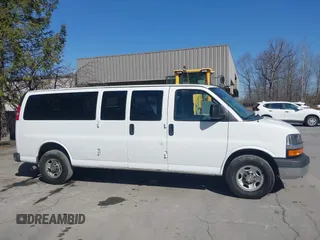 2016 Chevrolet Express Passenger LT with VIN 1GAZGPFGXG1284346, listed as a IAAI auction lot 41844084 with 74,555 mi miles and . Bid and sale history available at DreamBid. Image 13.