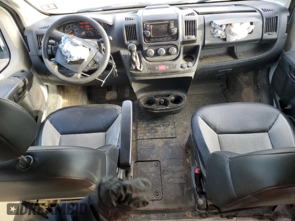 2017 Ram ProMaster Cargo with VIN 3C6TRVDG5HE549193, listed as a Copart auction lot 47240215 with 164,946 mi miles and Salvage Title. Bid and sale history available at carsss.com. Image 8.