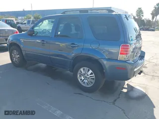 2005 Mercury Mariner Luxury with VIN 4M2CU57135DJ07230, listed as a IAAI auction lot 41461657 with 267,105 mi miles. Bid and sale history available at carsss.com. Image 3.