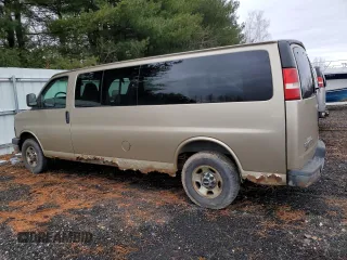 2008 GMC Savana with VIN 1GJHG39K481190033, listed as a Copart auction lot 46991095 with 80,625 mi miles and Clean Title. Bid and sale history available at carsss.com. Image 2.