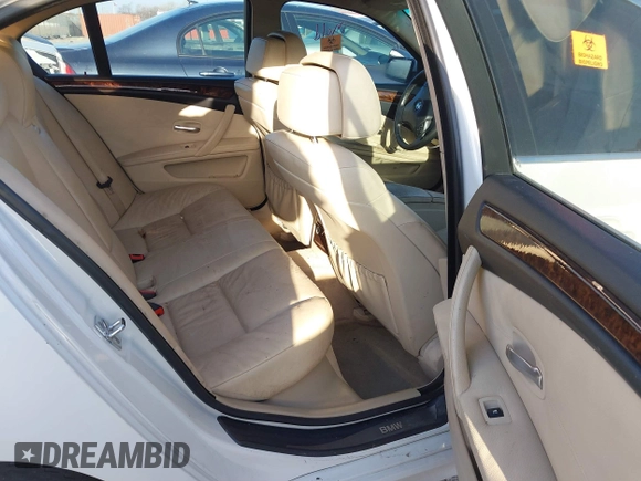 2008 BMW 5 Series 528i with VIN WBANU53558CT19352, listed as a IAAI auction lot 41725065 with Not Provided miles and . Bid and sale history available at carsss.com. Image 8.