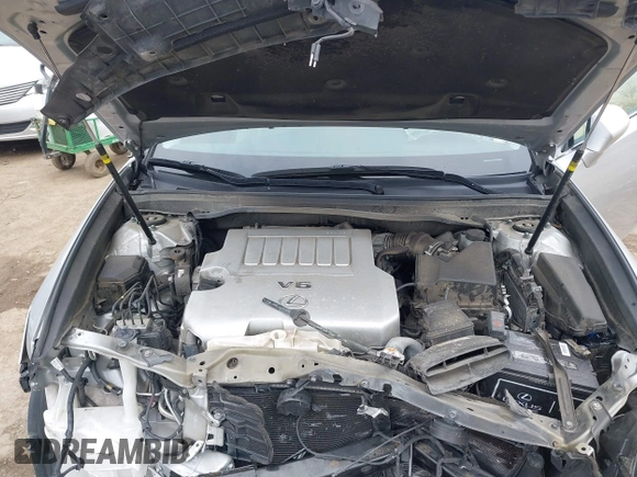 2018 Lexus ES with VIN 58ABK1GG6JU081676, listed as a IAAI auction lot 41996905 with 81,973 mi miles. Bid and sale history available at carsss.com. Image 10.