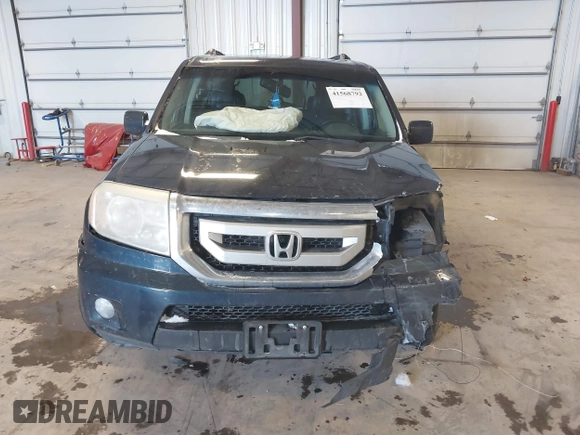 2009 Honda Pilot EX-L with VIN 5FNYF48579B044150, listed as a IAAI auction lot 41568792 with 244,763 mi miles. Bid and sale history available at carsss.com. Image 6.
