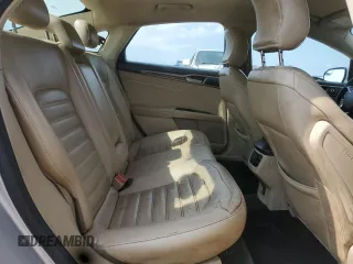2016 Ford Fusion SE z VIN 3FA6P0HDXGR369218, wystawiony jako Copart lot #61225875 z przebiegiem 176 559 mil mil oraz Szkoda całkowita • Salvage title. Historia ofert i sprzedaży dostępna na DreamBid. Obrazek 10.