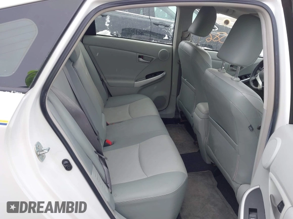 2013 Toyota Prius One with VIN JTDKN3DU1D5617151, listed as a IAAI auction lot 41602568 with 86,318 mi miles. Bid and sale history available at carsss.com. Image 8.